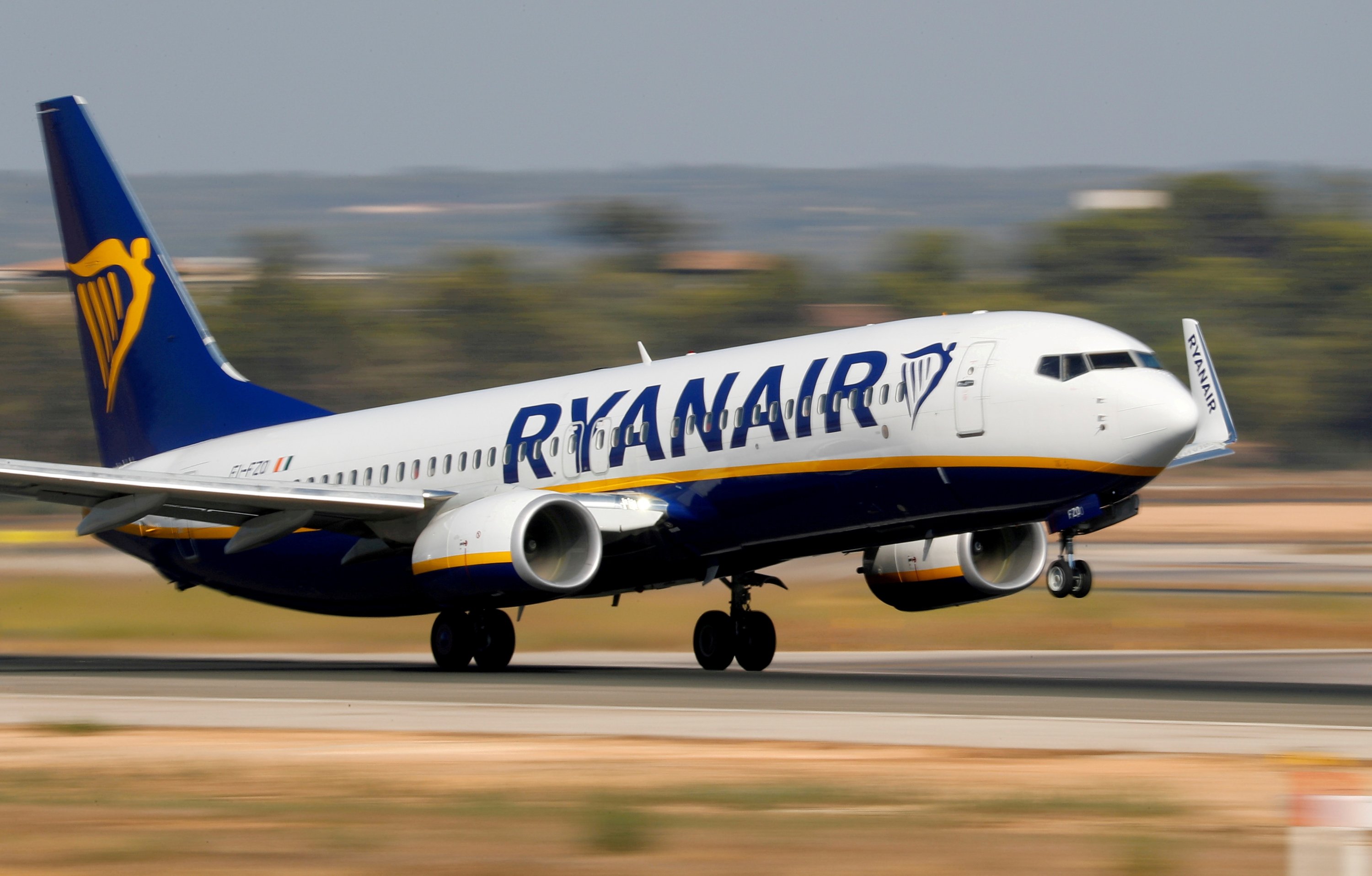 “ Zaventem is one of  the airports where we question our presence ”  , sounds  Ryanair  CEO  Michael  O’Leary , while  announcing  Brussels  Base  Closure !
