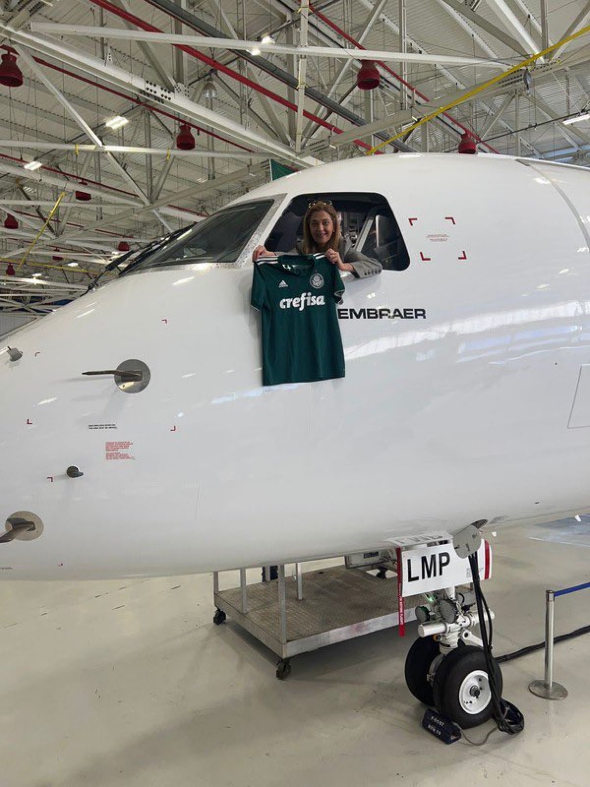 Brazilian  Palmeiras  Unveiled  Its  New  E-190-E2  Aircraft  , For The  Next  Round  Of  The  Brazilian Championship.