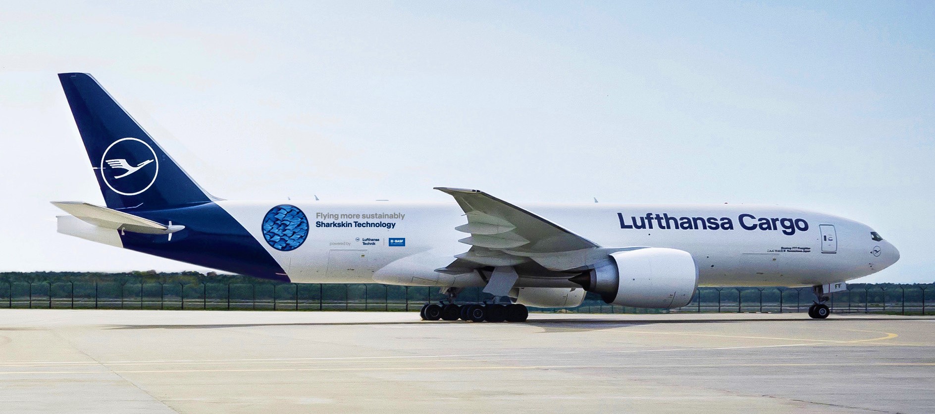  Lufthansa and Verdi labor union reached a wage deal on Wednesday for ground staff at German airports