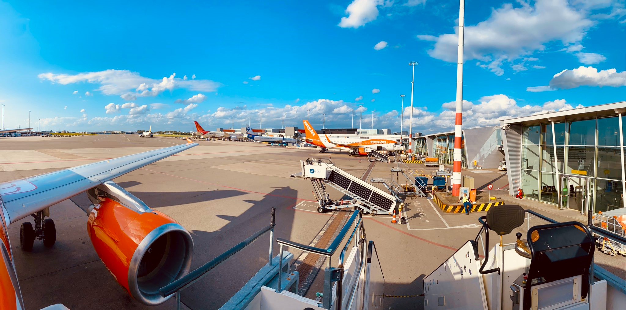 Dutch Supreme Court  Says  Government  Must  Follow  EU Procedure  To  Reduce  Flights  At  The  Amsterdam  Schiphol  Airport.