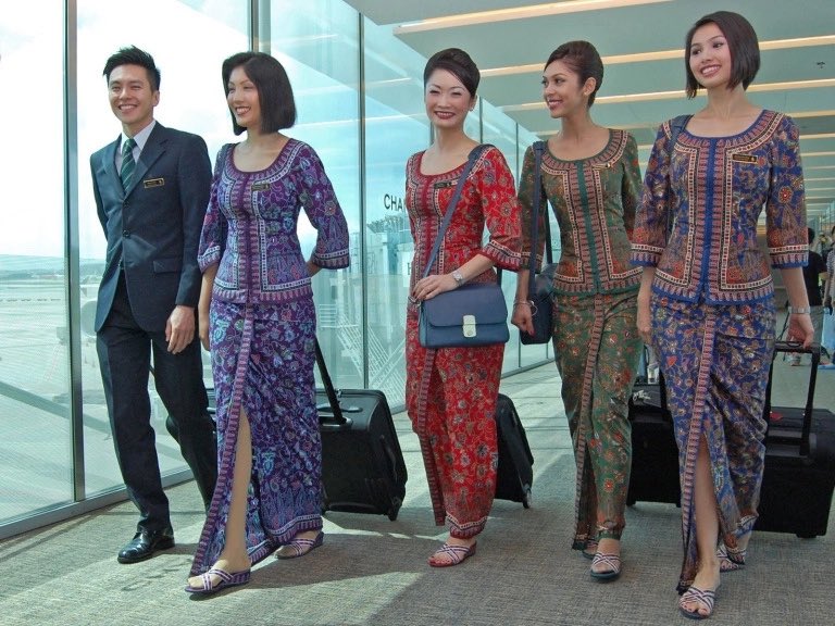 Appreciating the hard work of employees, Singapore Airlines gives bonuses equivalent to 7.45 months’ salary after beating net income estimates.