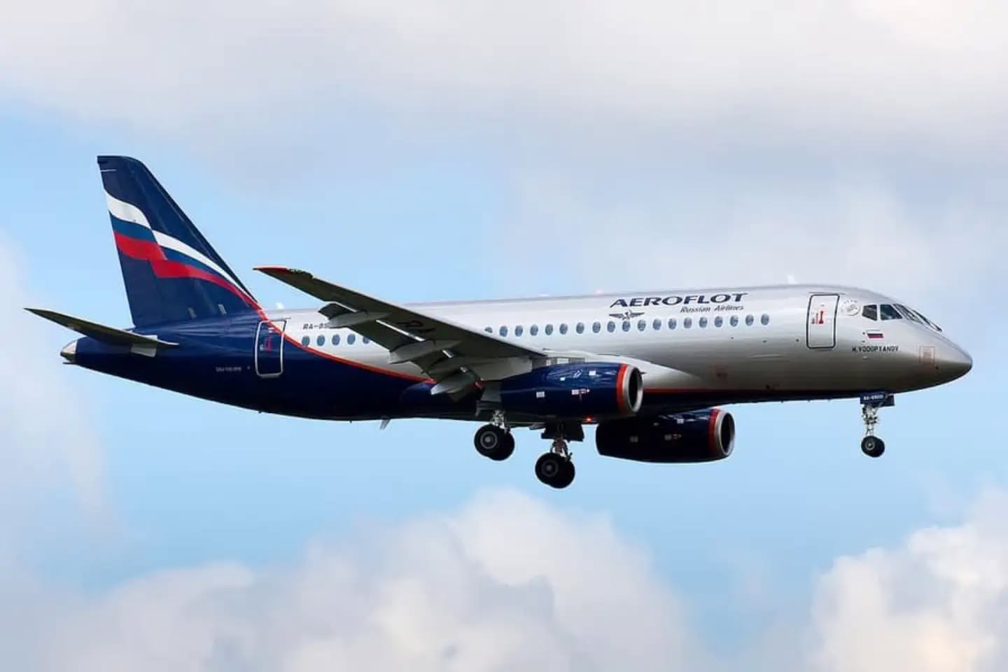 Russian Civil Aviation Faces Challenge to Continue with Sukhoi Superjet 100 fleet.