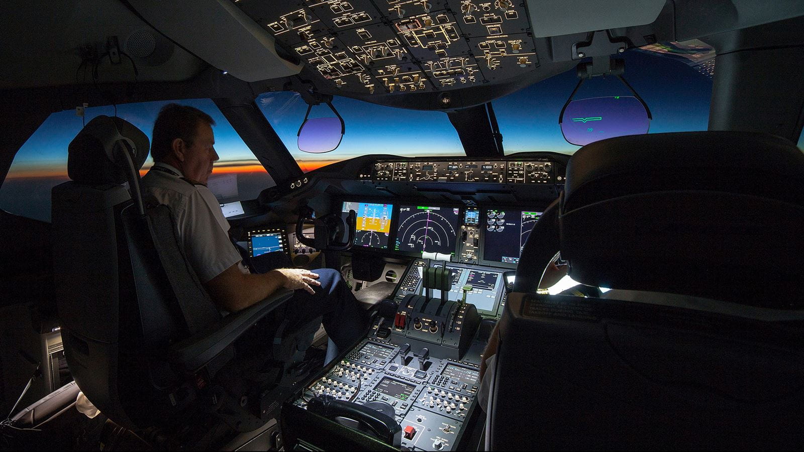 FAA Revives Flight Deck Training Program, Giving Air Traffic Controllers Firsthand Experience of Life in the Cockpit