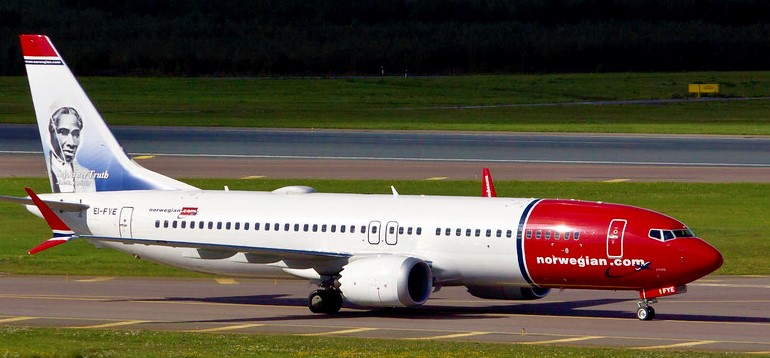 Seeking  normalcy ,  Norwegian  Air Shuttle  signed  Lease  agreement  with  AerCap  for Ten New Boeing 737 MAX 8 Aircraft and Eight Boeing 737-800 NG Aircraft .